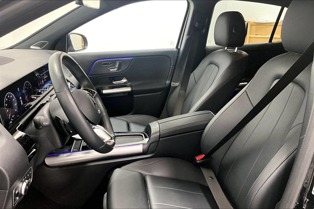 Used 2025 Mercedes-Benz GLA 250 4MATIC image 25