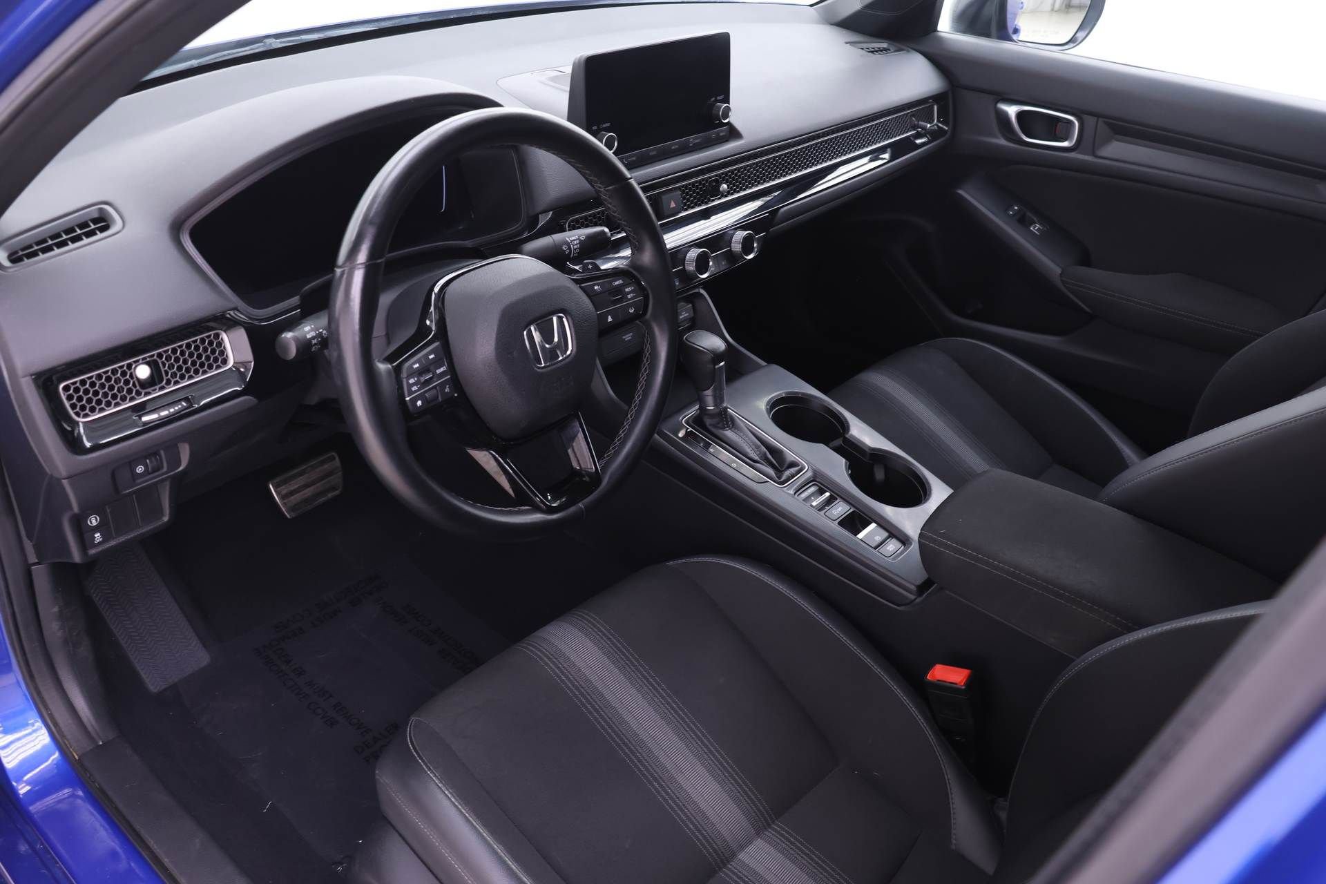 Used 2023 Honda Civic Sport image 3