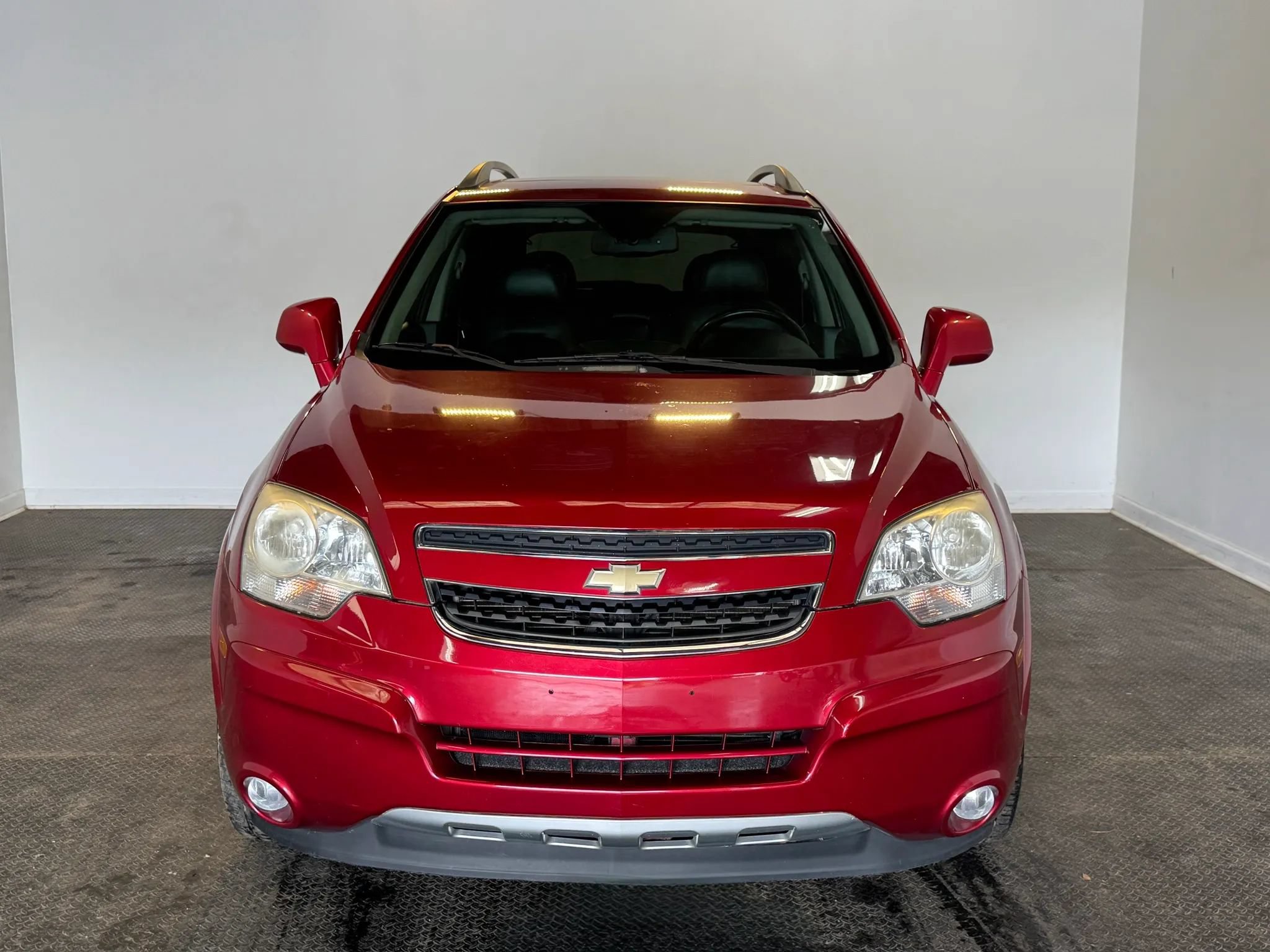 Used 2013 Chevrolet Captiva Sport LTZ FWD image 2