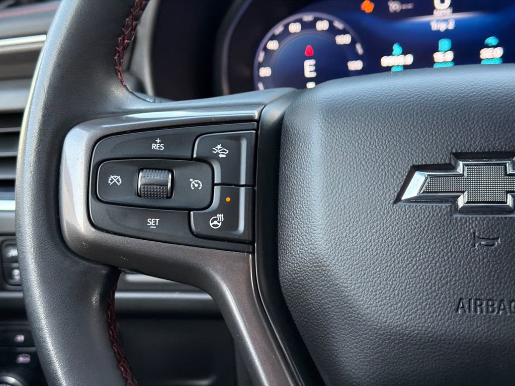 Used 2024 Chevrolet Suburban RST w/ Luxury Package image 25