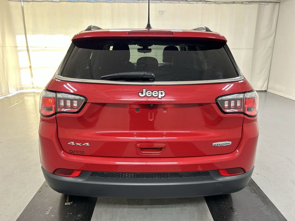 Used 2020 Jeep Compass Latitude w/ Cold Weather Group image 20