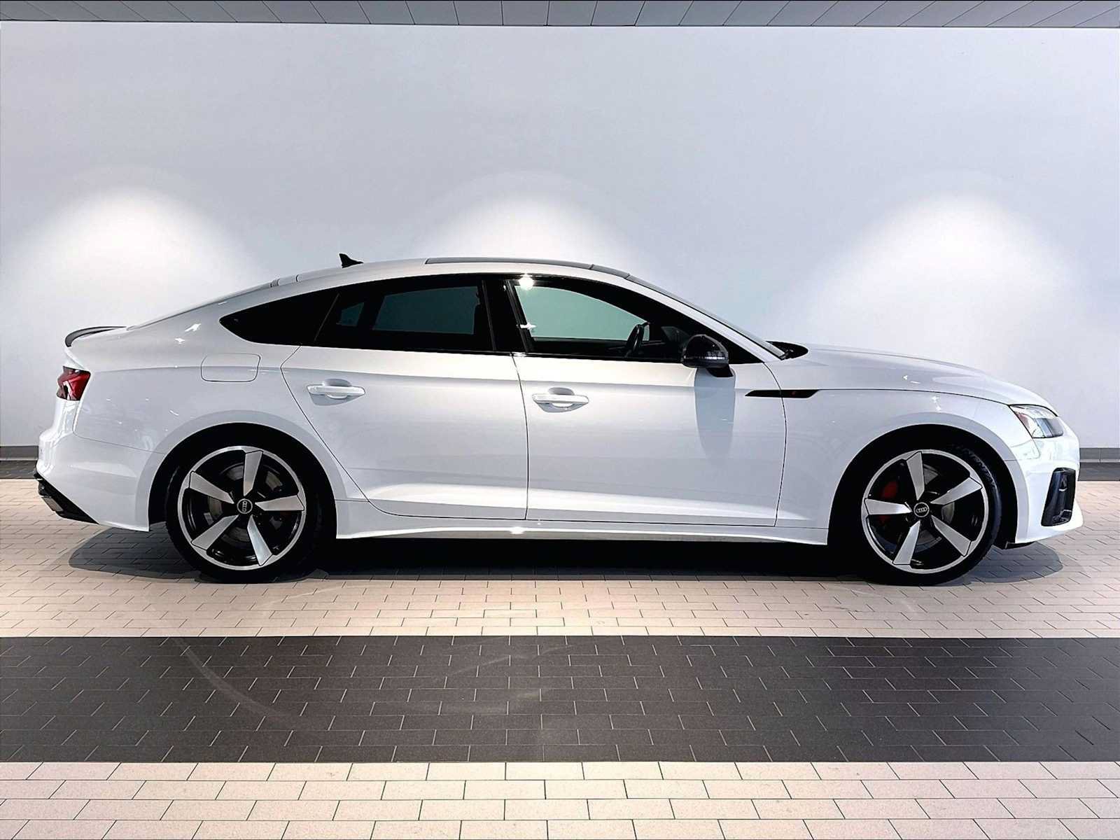 Used 2023 Audi A5 2.0T Premium Plus w/ Premium Plus AWD/4WD image 11