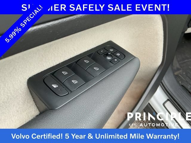 Certified 2023 Volvo XC40 B5 Plus w/ Driver Assist Package AWD/4WD image 27