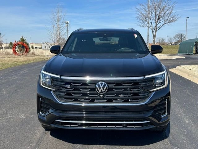New 2026 Volkswagen Atlas Cross Sport SEL Premium R-Line image 2