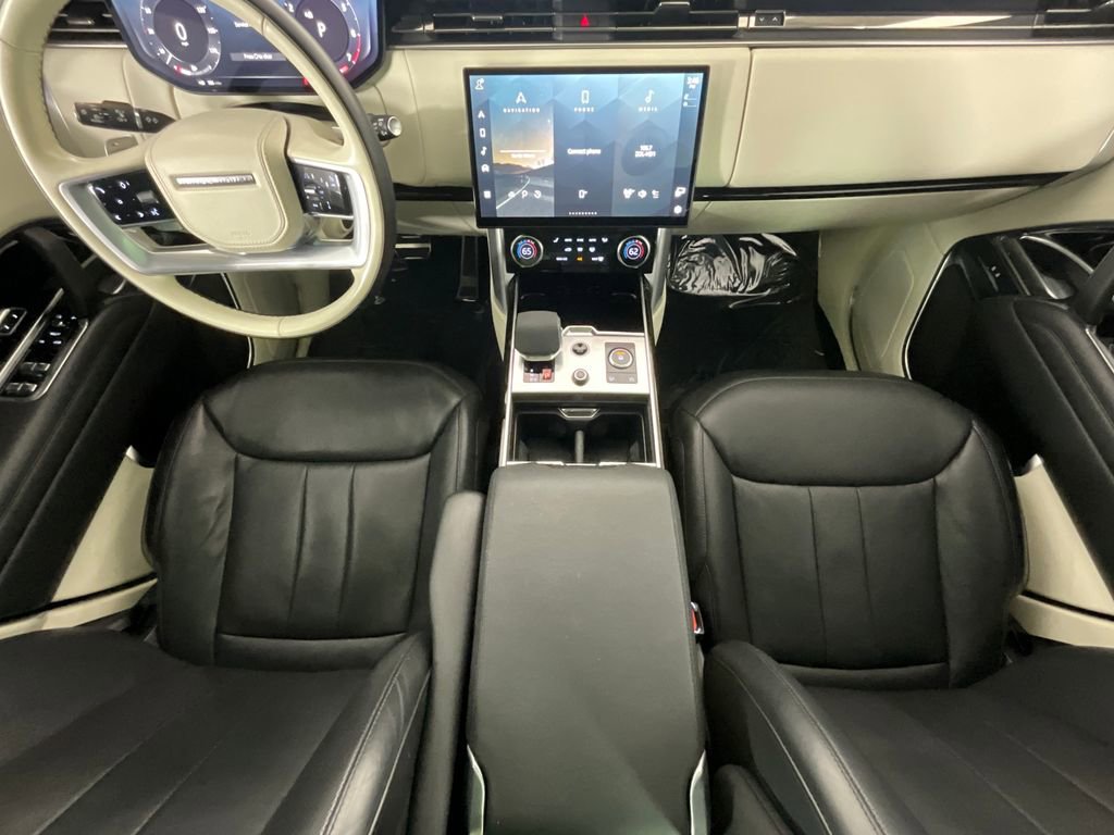 Certified 2023 Land Rover Range Rover SE AWD/4WD image 14
