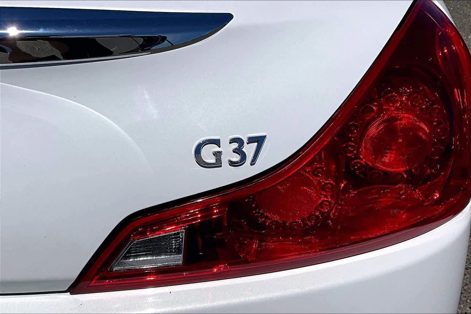 Used 2012 INFINITI G37 Journey w/ Premium Pkg RWD image 9