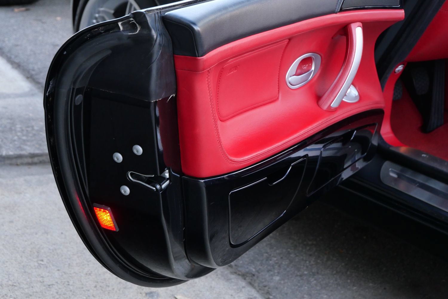 Used 2001 BMW Z8 RWD image 66