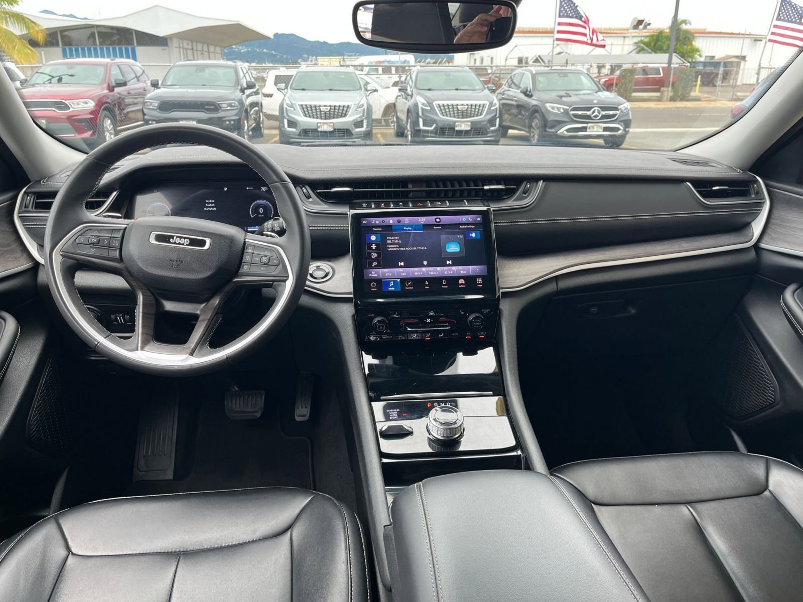 Used 2023 Jeep Grand Cherokee L Limited image 34