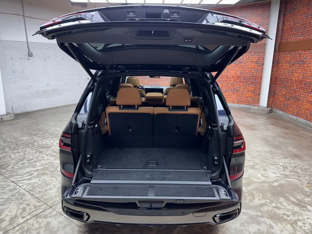 Certified 2023 BMW X7 xDrive40i w/ Dynamic Handling Package image 27
