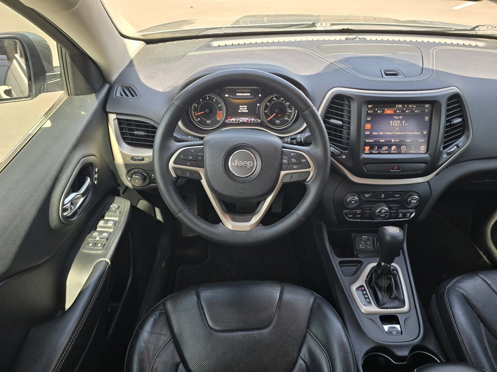 Used 2014 Jeep Cherokee Limited w/ Luxury Group FWD image 13
