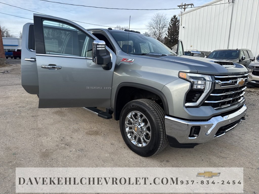 Used 2024 Chevrolet Silverado 3500 LTZ w/ LTZ Plus Package image 34