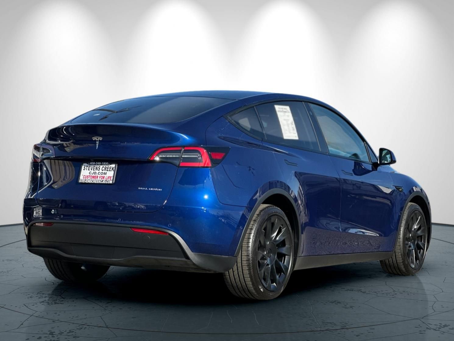 Used 2021 Tesla Model Y Long Range image 4