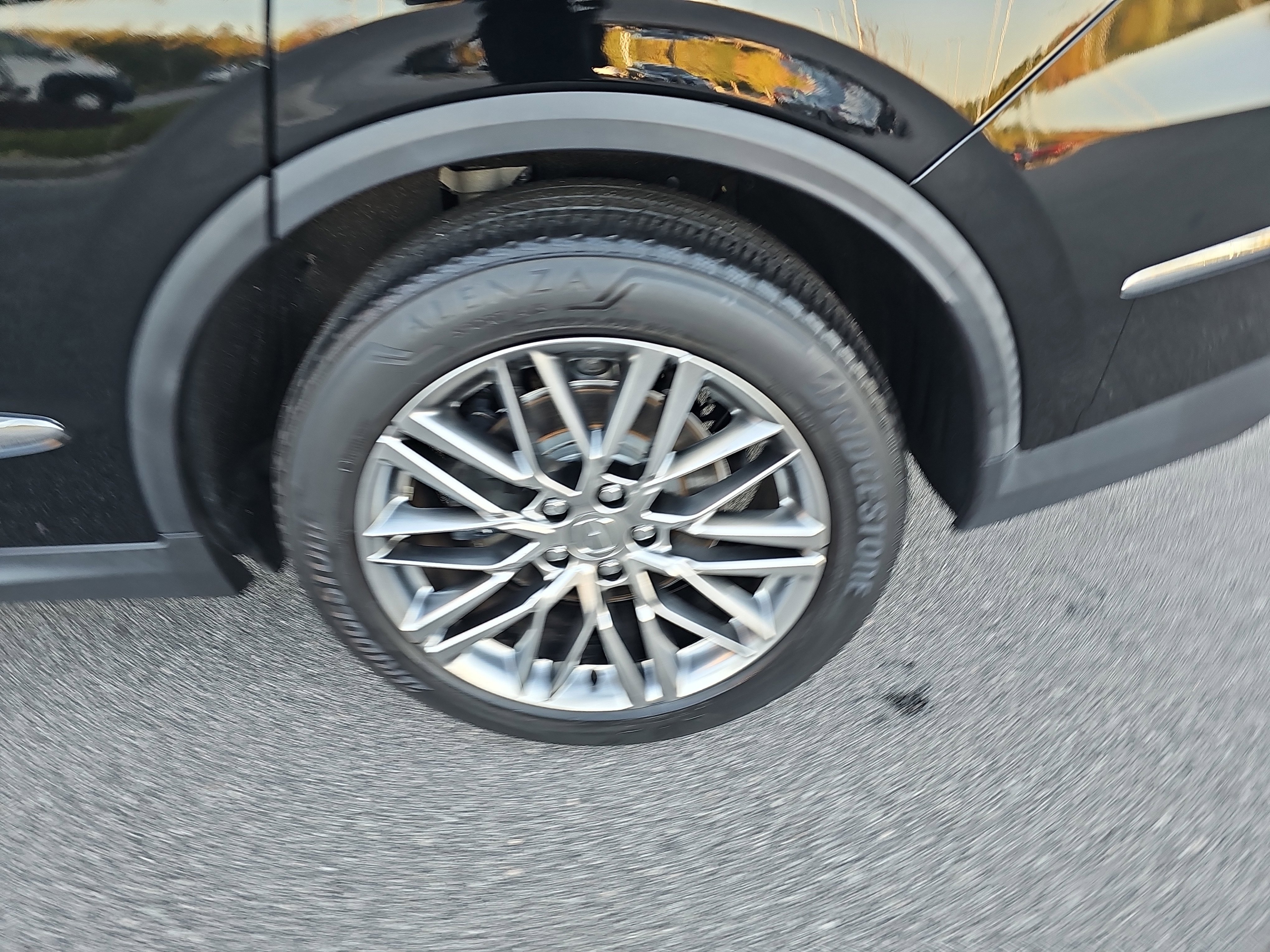 Used 2023 Acura MDX SH-AWD w/ Advance Package image 31