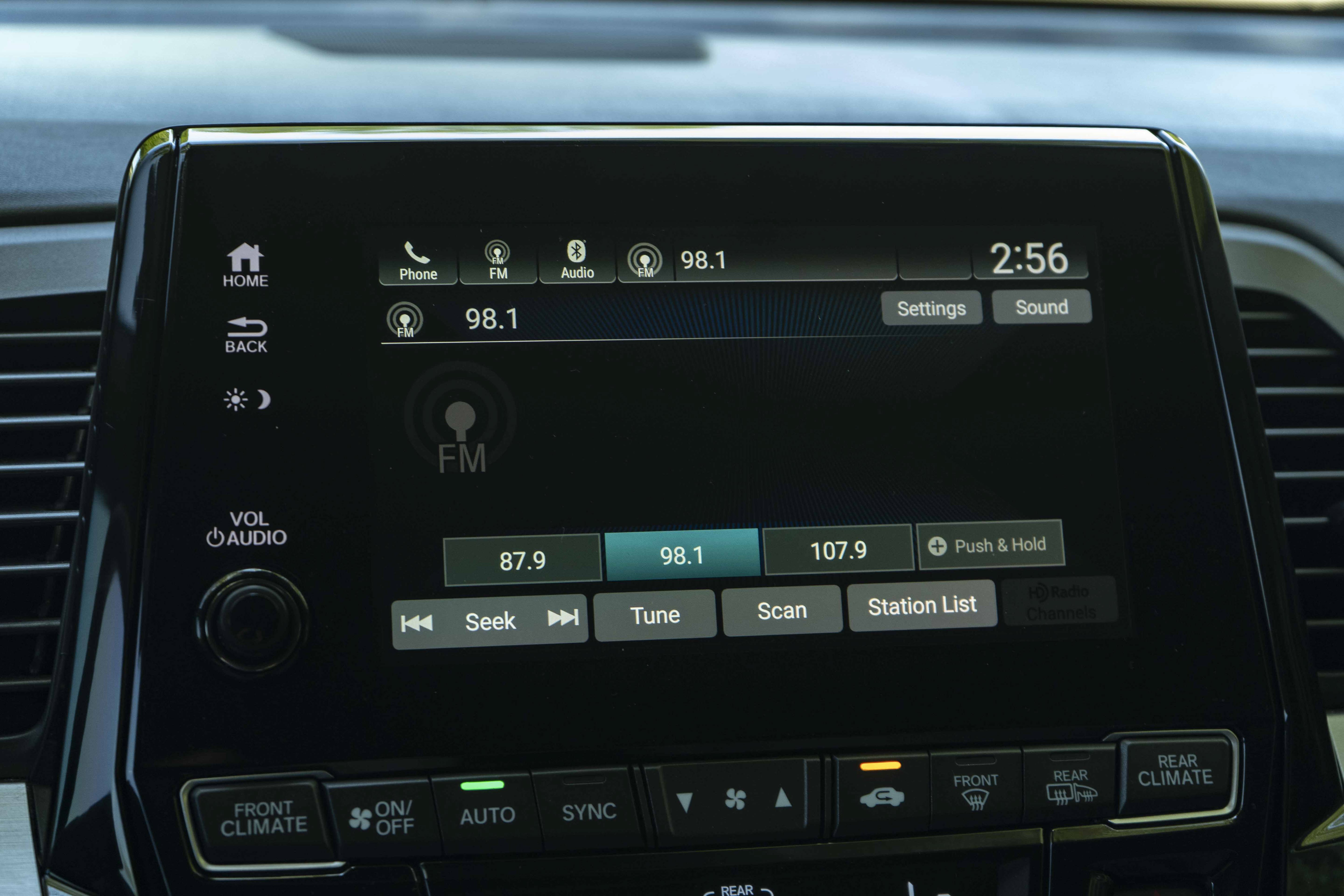 Used 2024 Honda Odyssey EX image 31