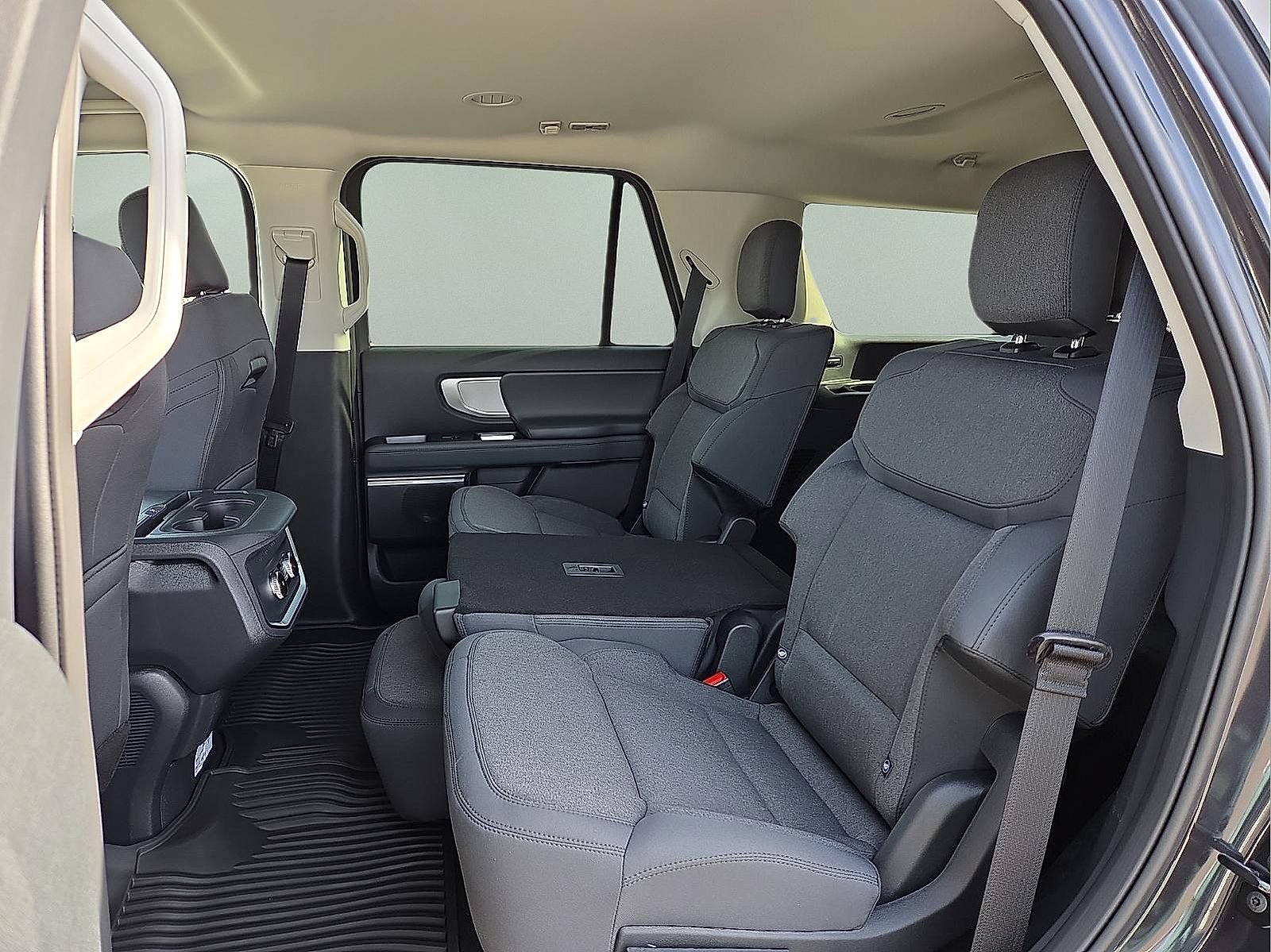 New 2026 Ford Expedition Active RWD image 11