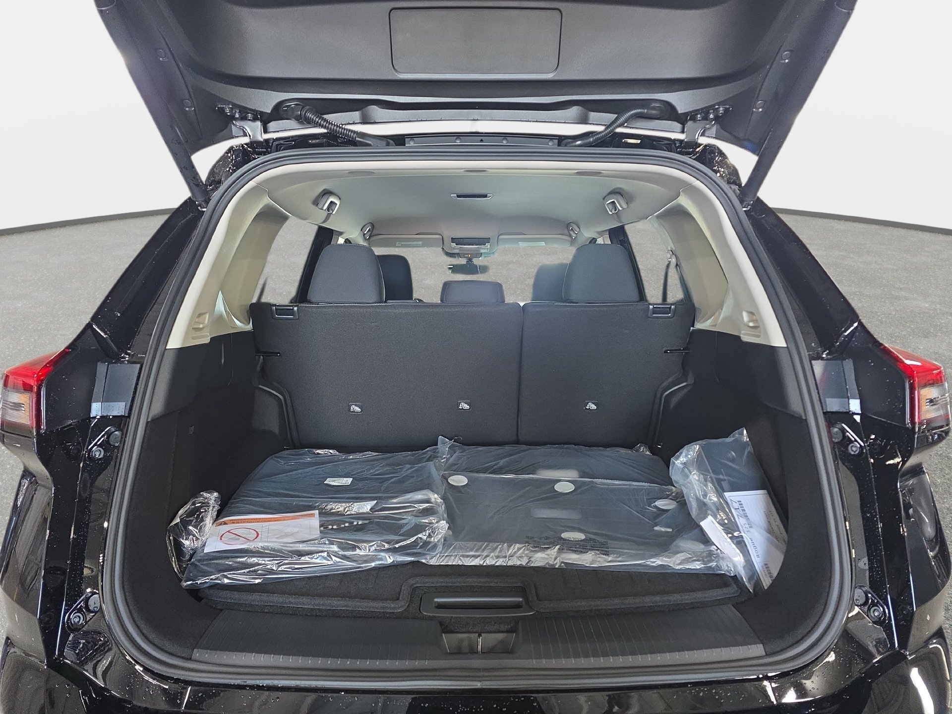 New 2026 Nissan Rogue SV w/ Cold Weather Package FWD image 12