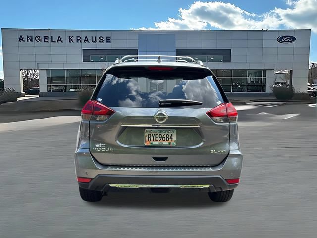 Used 2019 Nissan Rogue SL w/ Premium Package AWD/4WD image 6