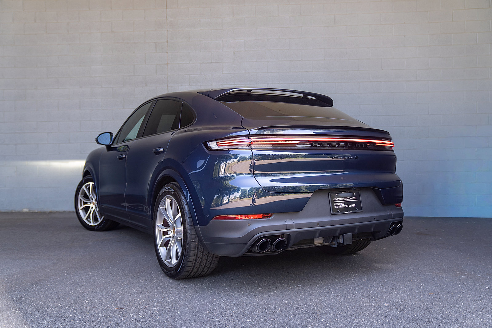 Used 2026 Porsche Cayenne S AWD/4WD image 3