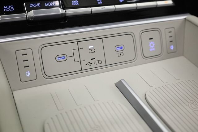 Used 2024 Hyundai Santa Fe Calligraphy image 24