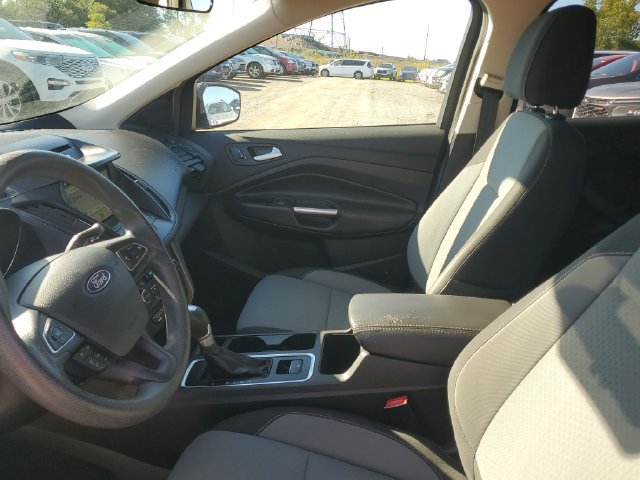 Used 2017 Ford Escape SE w/ Equipment Group 201A AWD/4WD image 12
