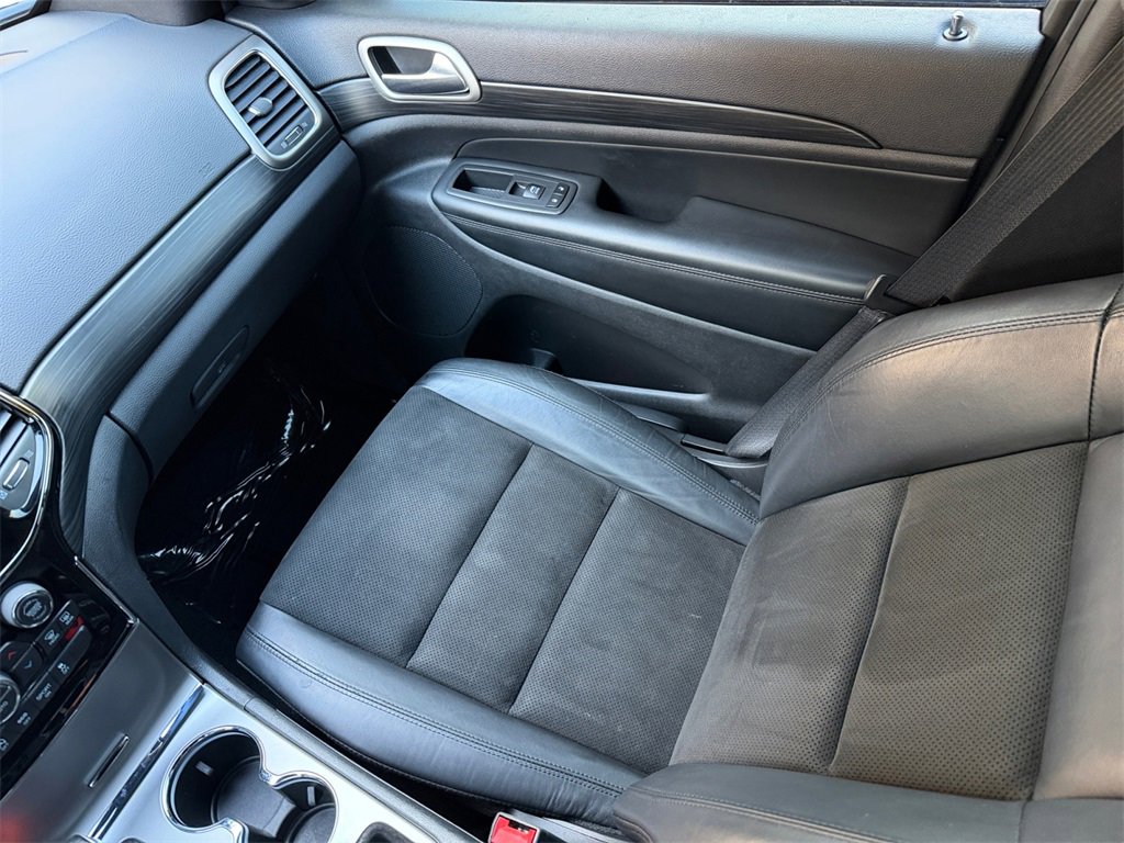 Used 2020 Jeep Grand Cherokee Altitude image 17