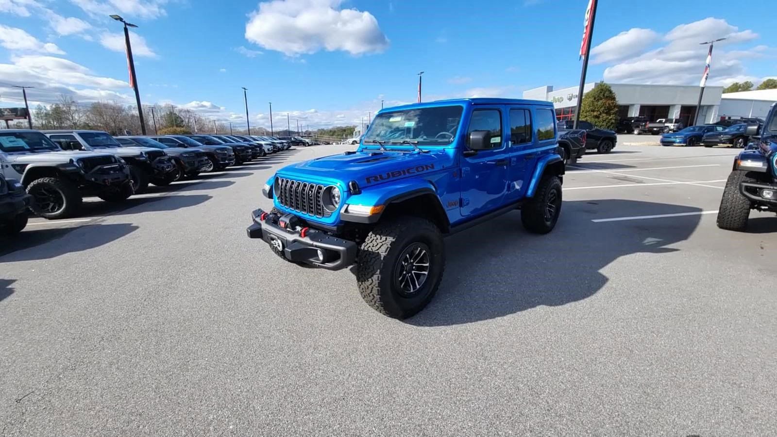Used 2025 Jeep Wrangler Unlimited Rubicon image 2