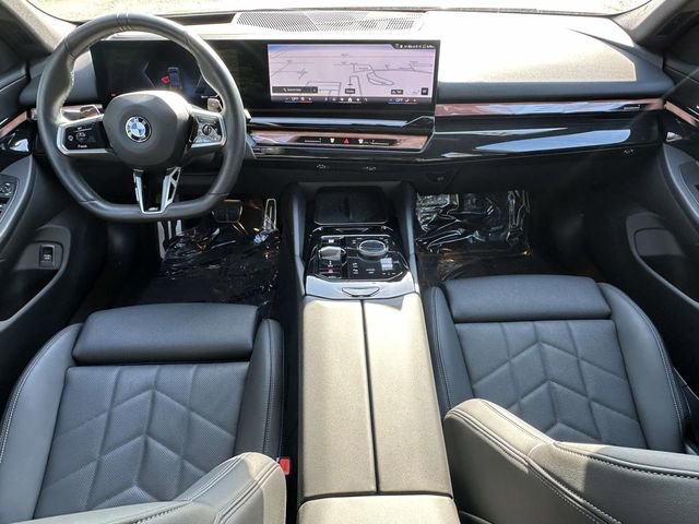 Certified 2024 BMW 540i xDrive w/ Premium Package AWD/4WD image 22