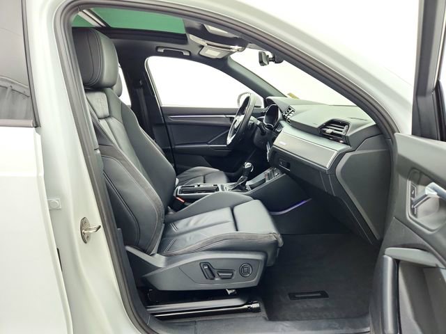 Used 2022 Audi Q3 2.0T Premium Plus w/ Premium Plus Package image 15