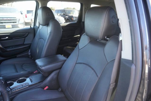 Used 2017 Chevrolet Traverse Premier image 10