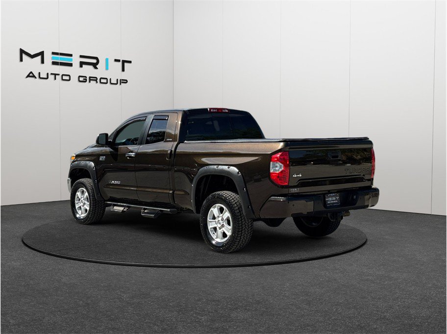 Used 2019 Toyota Tundra Limited w/ Limited Premium Package AWD/4WD image 7