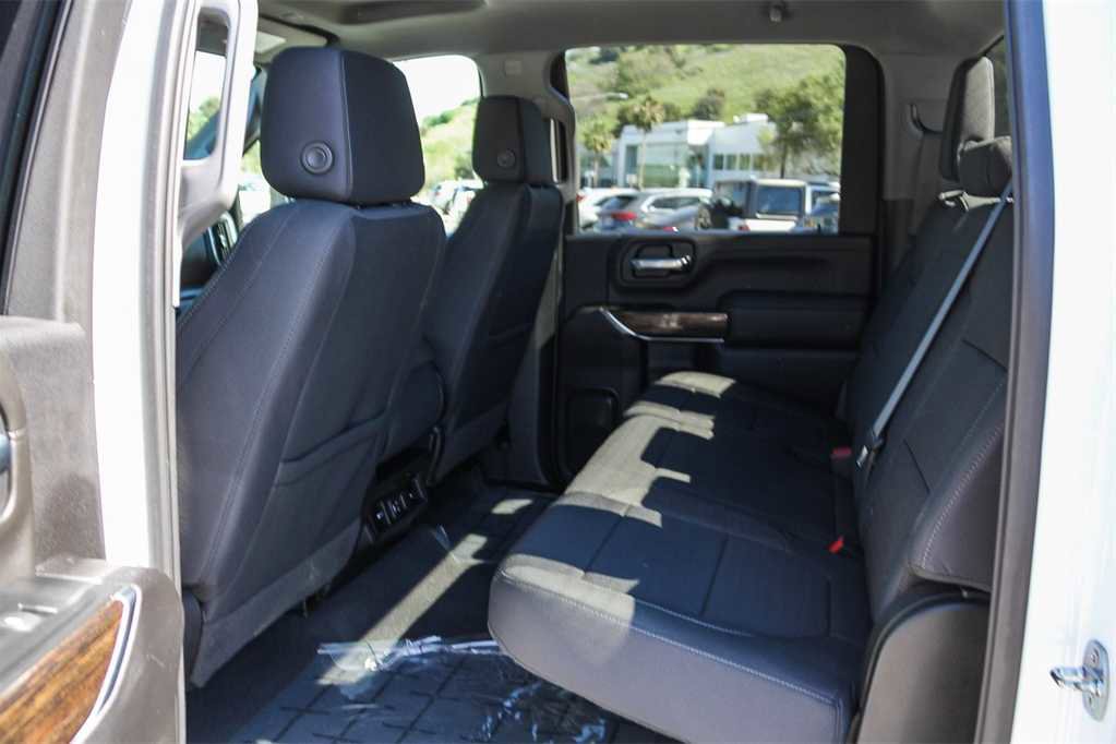 Used 2022 GMC Sierra 2500 SLE w/ SLE Value Package; image 16