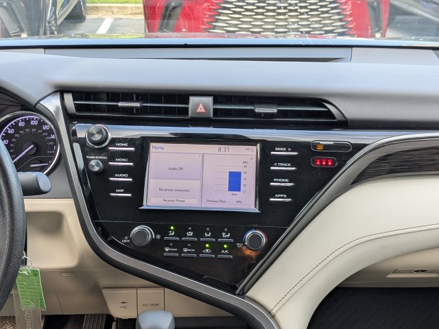 Used 2019 Toyota Camry LE FWD image 18