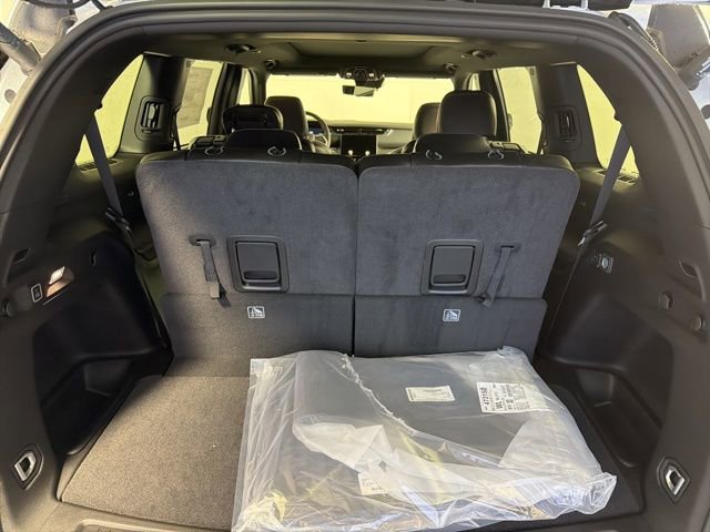 New 2025 Jeep Grand Cherokee L Limited w/ Luxury Tech Group II image 11