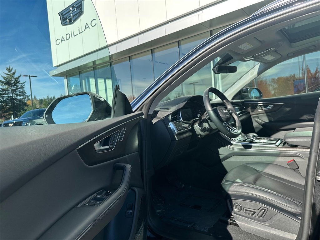 Used 2023 Audi Q8 Premium Plus w/ Premium Plus Package image 20