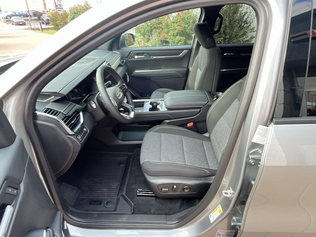 New 2026 GMC Acadia Elevation w/ LPO, Floor Liner Package AWD/4WD image 11