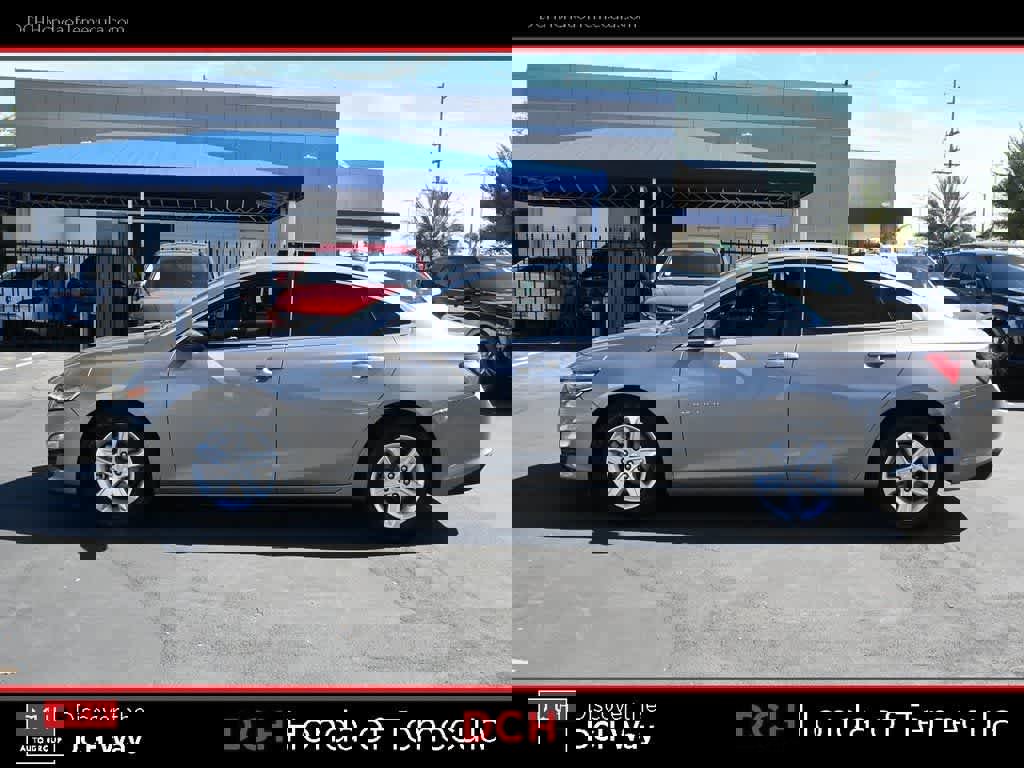 Used 2022 Chevrolet Malibu LS w/ Driver Confidence Package II image 4