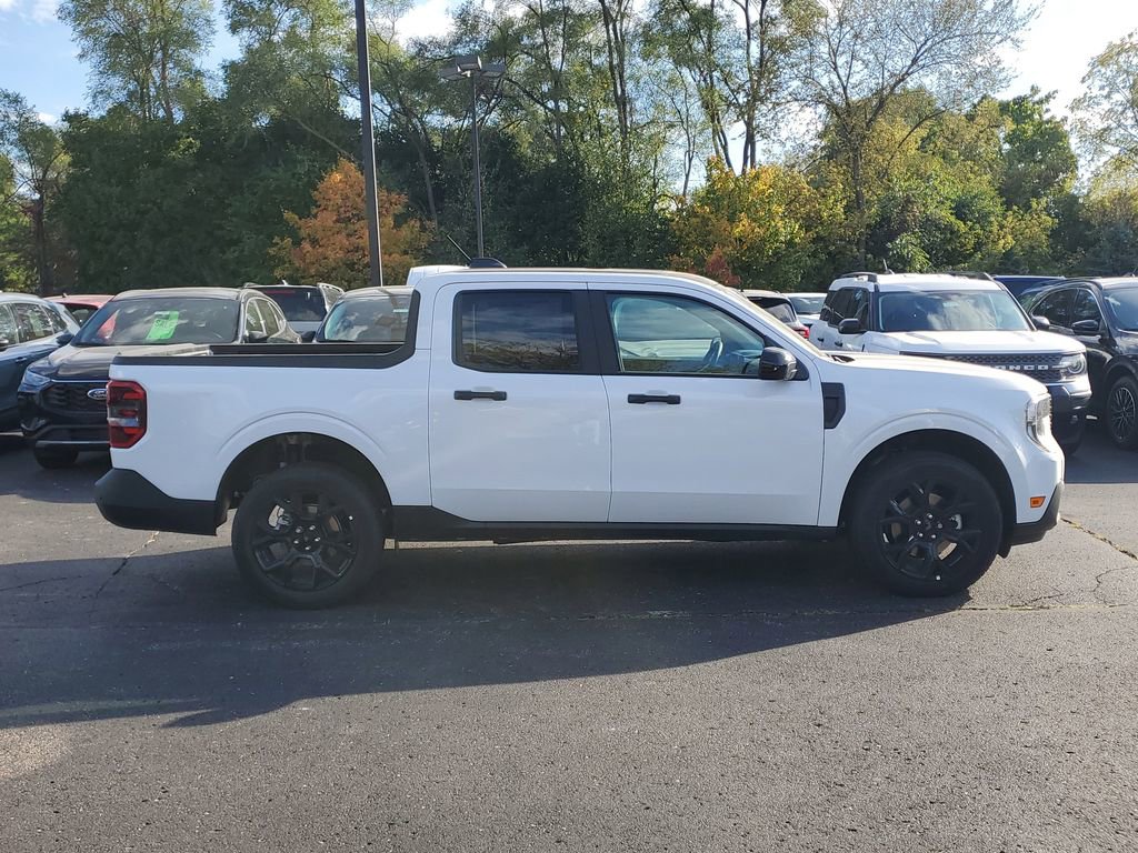 New 2025 Ford Maverick XLT w/ XLT Luxury Package image 32
