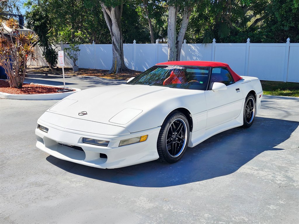 Used 1995 Chevrolet Corvette Convertible image 12