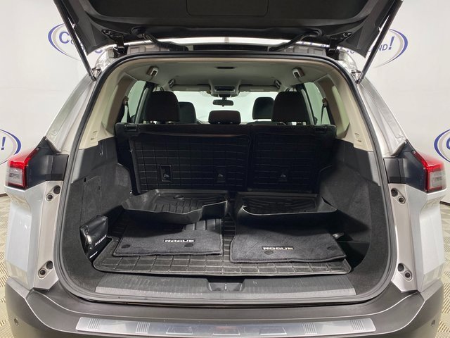 Used 2022 Nissan Rogue SV image 6