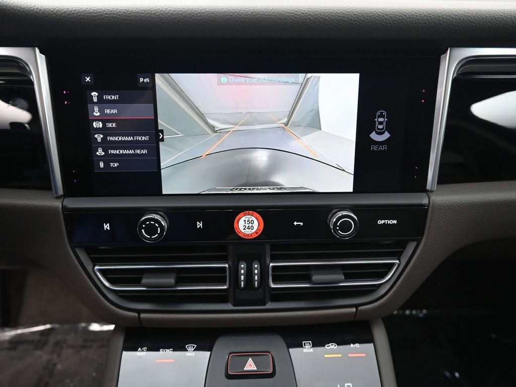 Certified 2026 Porsche Macan Turbo AWD/4WD image 20