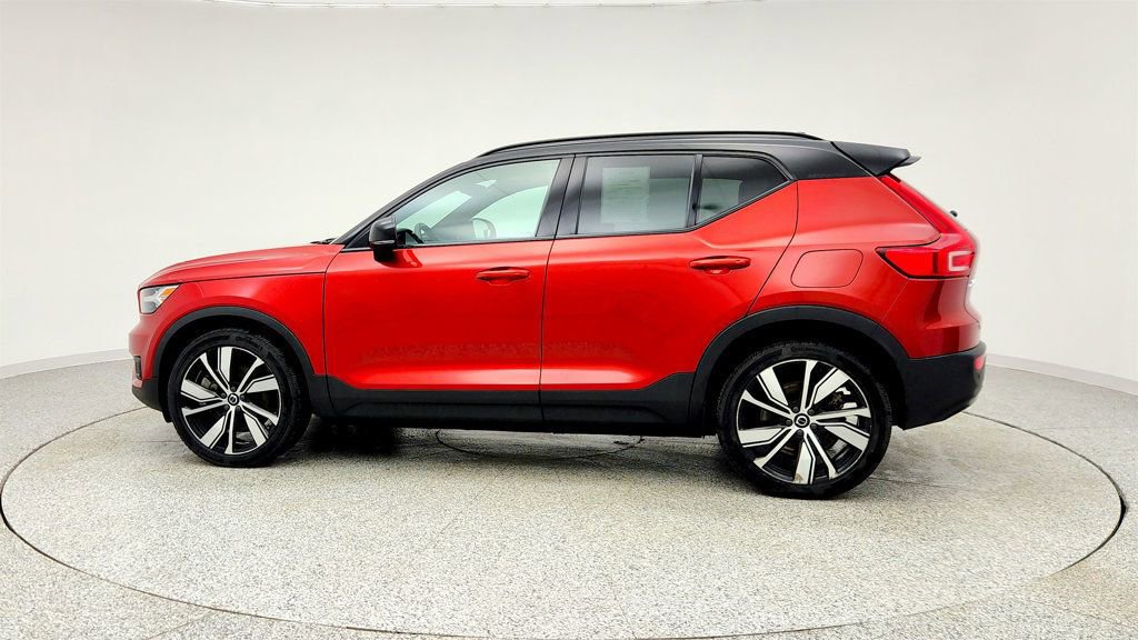 Used 2021 Volvo XC40 P8 Recharge image 8
