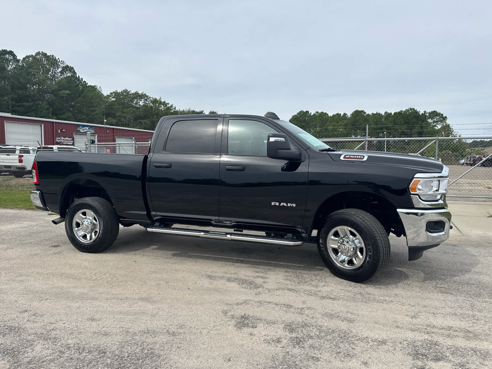 Used 2024 RAM 2500 Big Horn w/ Bed Utility Group image 9