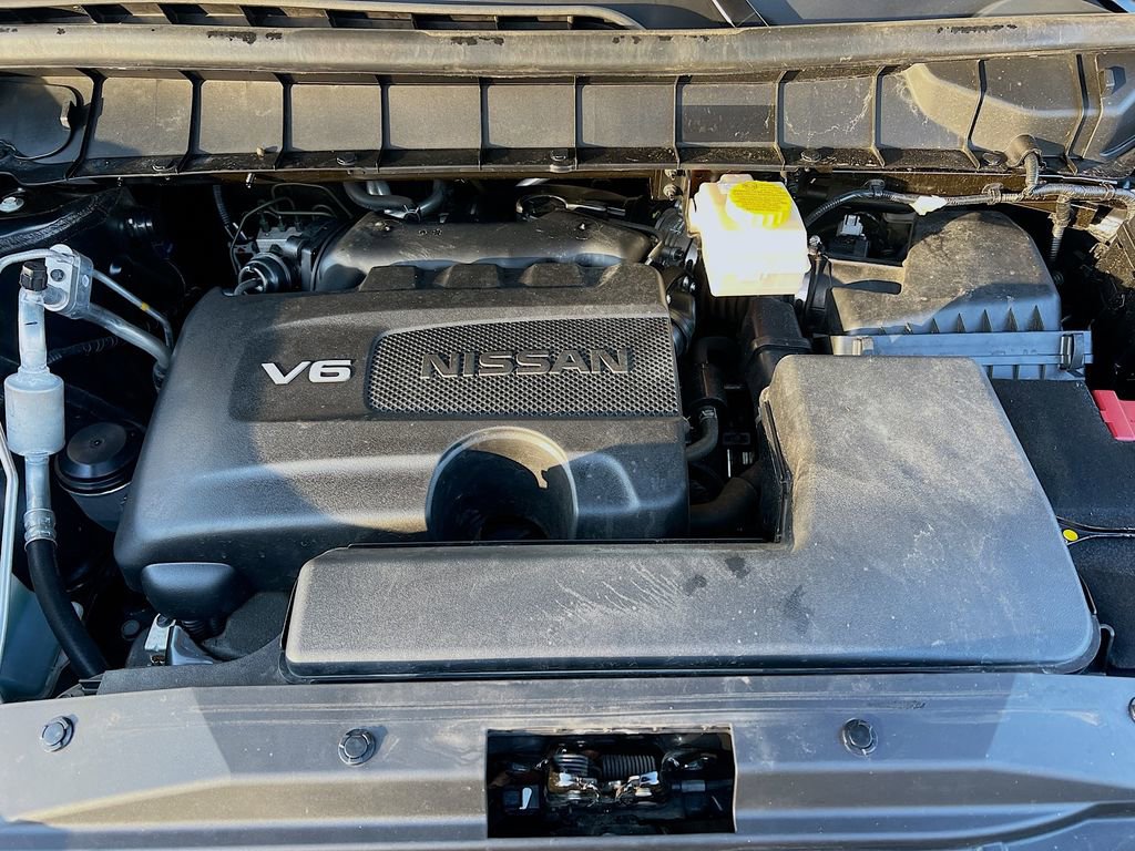 Used 2022 Nissan Pathfinder SV w/ SV Black Package image 28