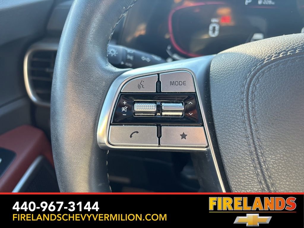 Used 2023 Kia Telluride EX w/ EX Captain's Chair Package image 16