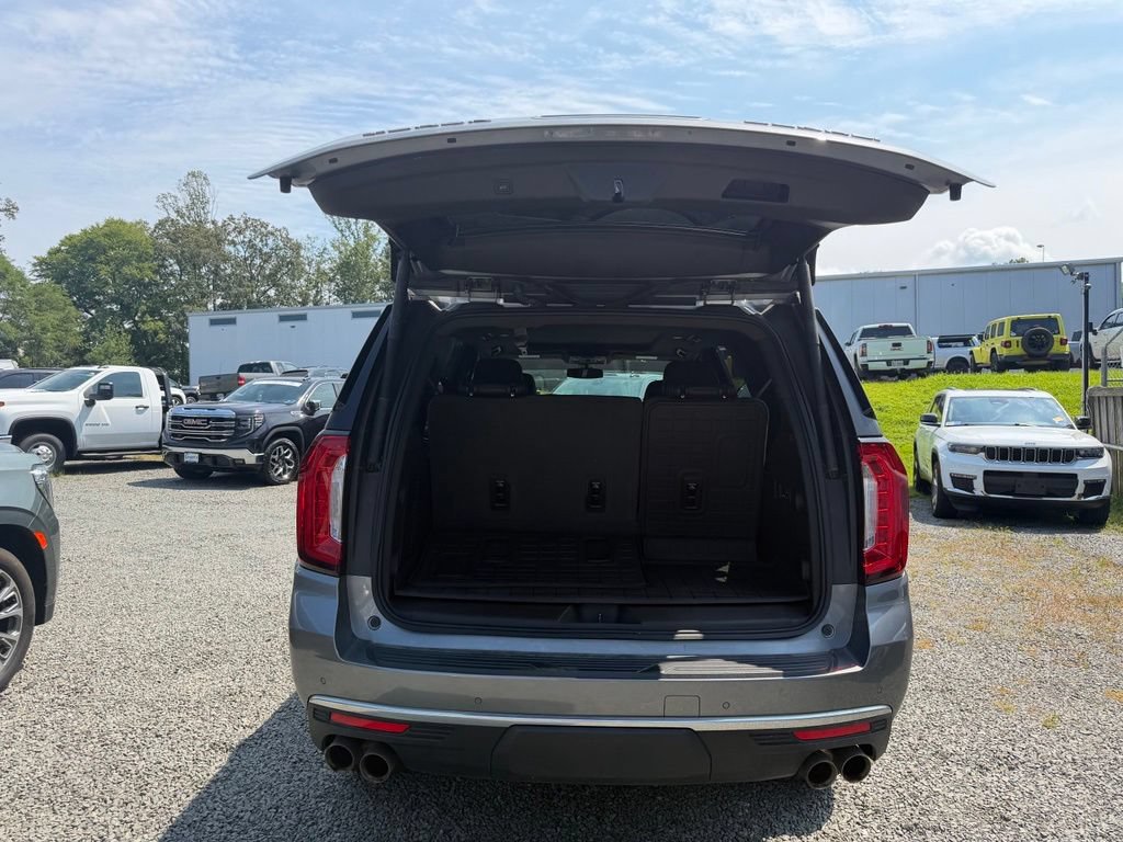 Used 2022 GMC Yukon Denali AWD/4WD image 12
