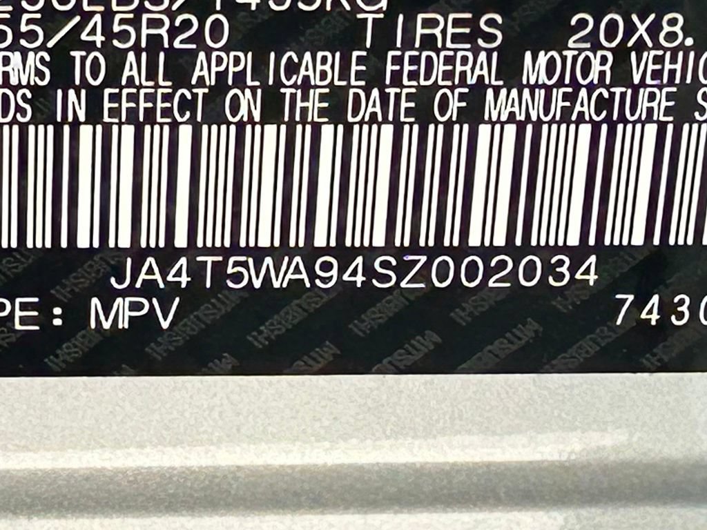Used 2025 Mitsubishi Outlander 4WD Plug-In Hybrid image 58