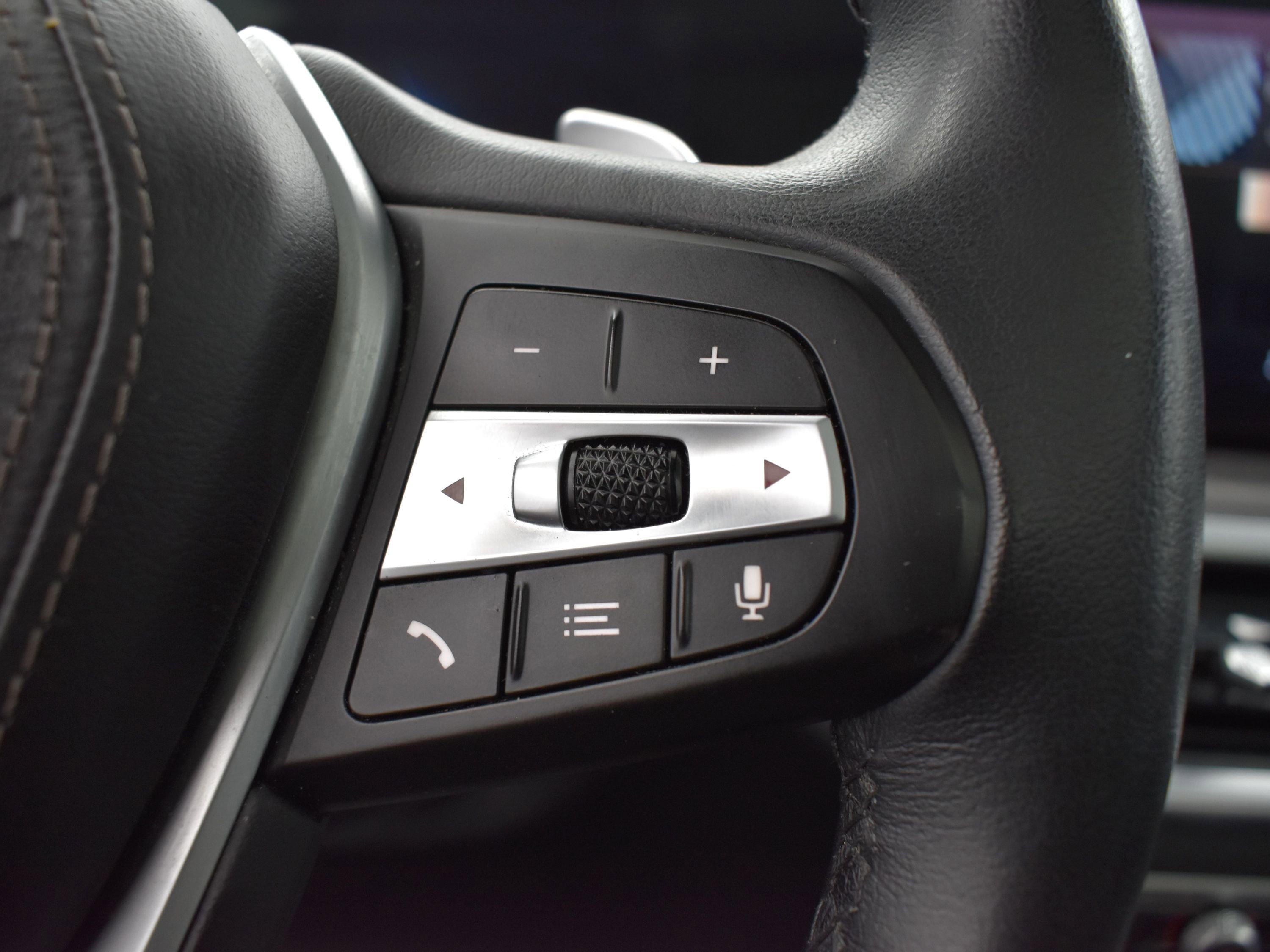 Used 2024 BMW X5 xDrive40i image 11