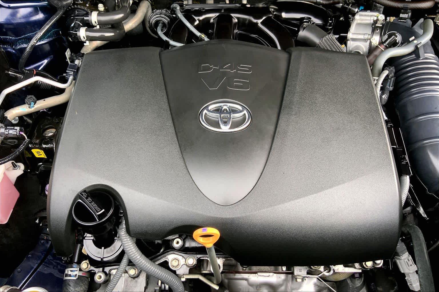 Used 2020 Toyota Highlander XLE AWD/4WD image 32
