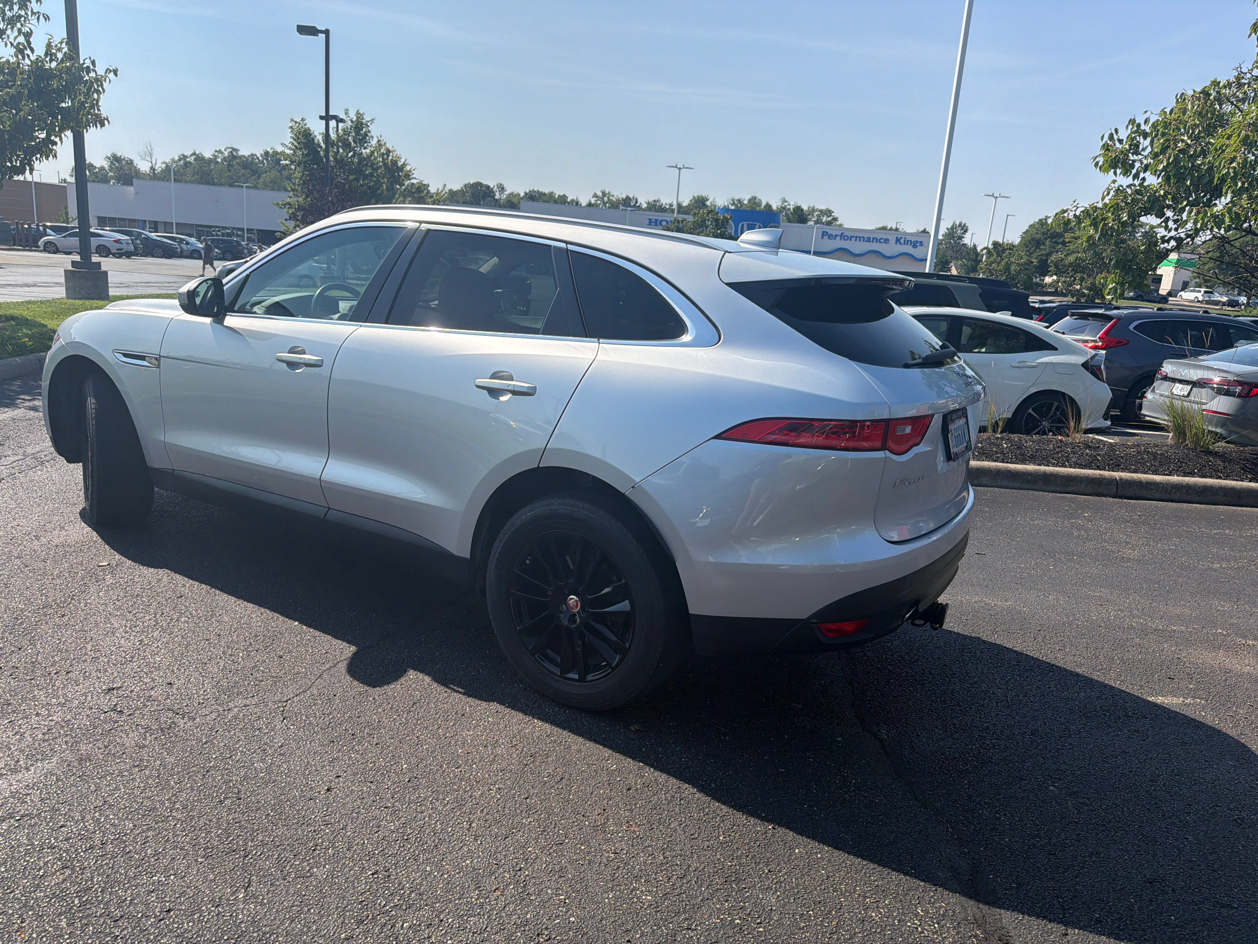 Used 2019 Jaguar F-PACE Prestige AWD/4WD image 16
