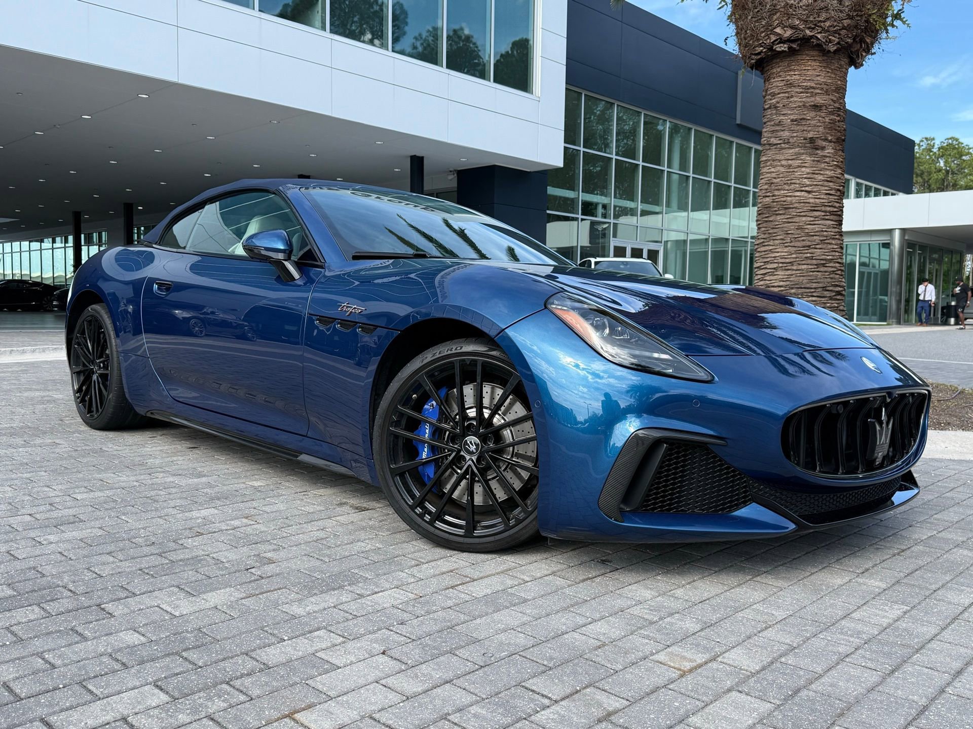 Certified 2024 Maserati GranCabrio Trofeo image 2